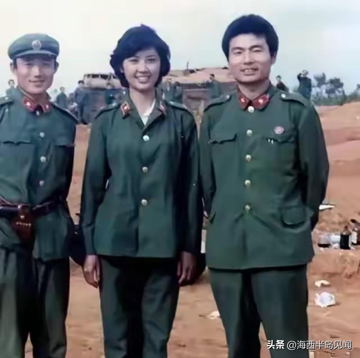 朱琳曾经是军人，她穿着军装更漂亮，飒爽英姿。

1986年，导演尤小刚拍摄电视剧