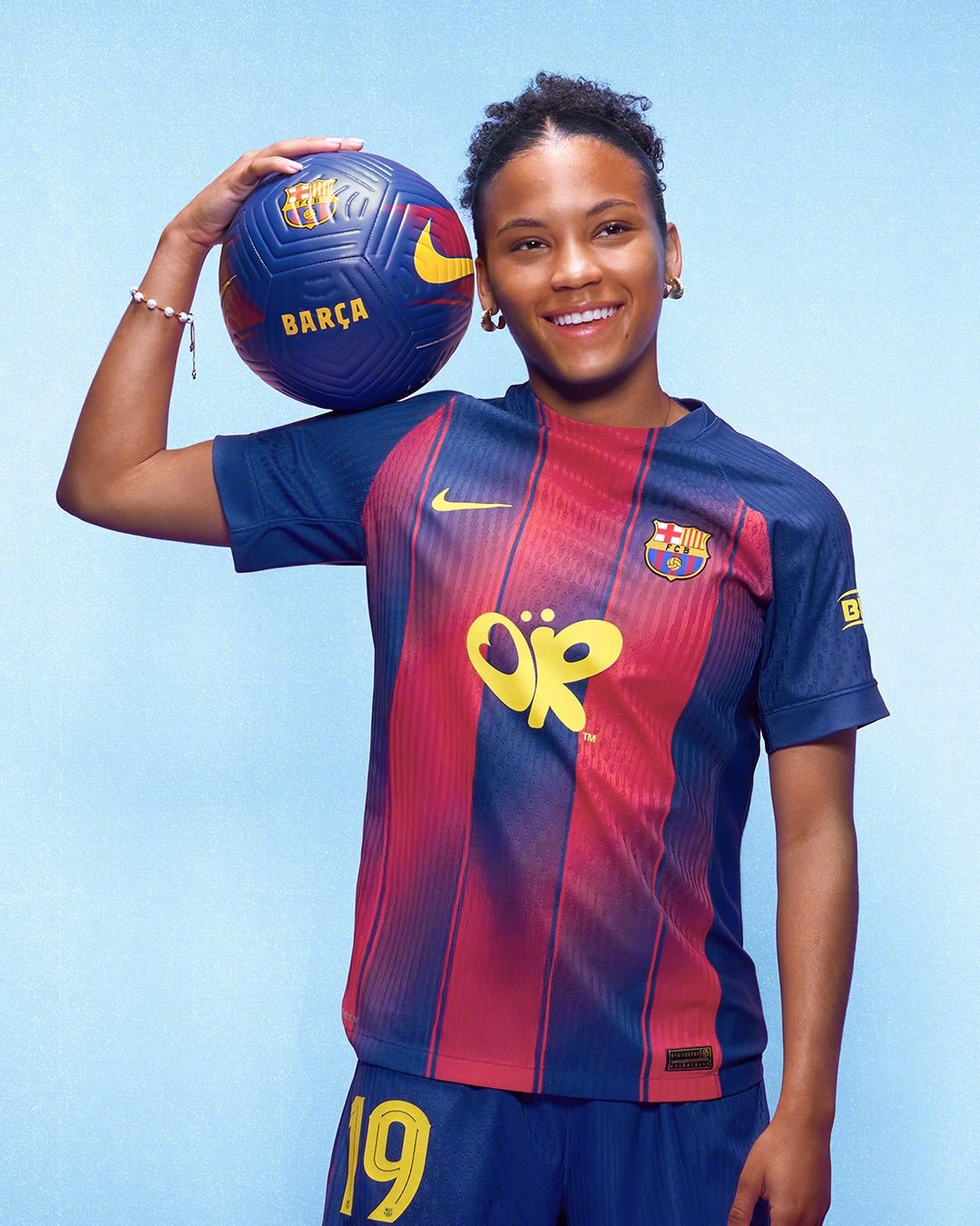 红蓝倩影 上身美妙娅衣～❤️💙🩷巴萨 🔴🔵ForçaBarça
