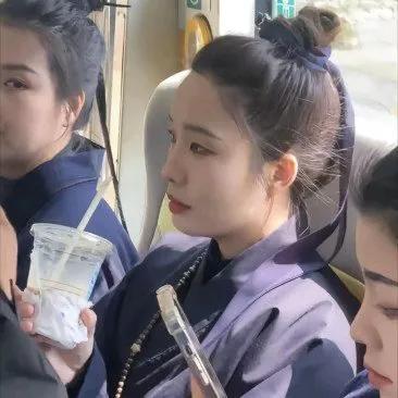 还是道家比较贴近老百姓，没有奔驰宝马，只有公交卡。高手在道家 道家交化 道教以 