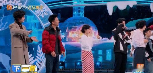 王鹤棣企鹅舞天赋偷偷藏不住你好星期六王鹤棣王鹤棣的企鹅舞天赋完全藏不住！每一个动