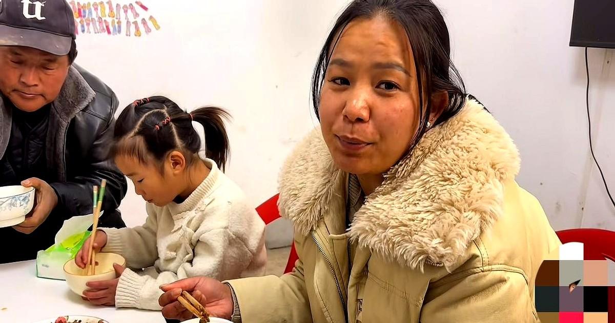 直播吵架，一场打赏超10万。

你以为在看家庭纪实，其实是在追MCN机构的连续剧