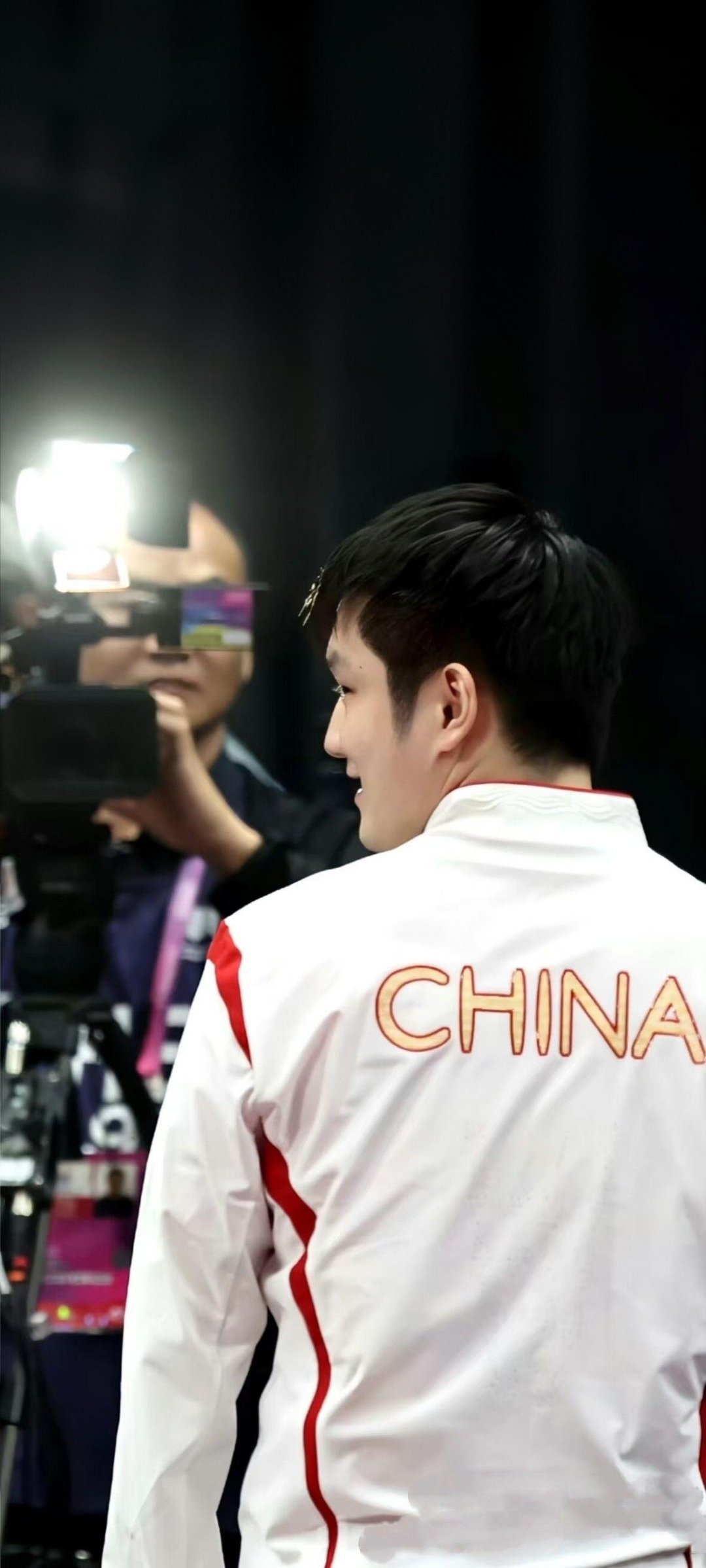 以球为刃，以心为盾，樊振东壁纸送达 