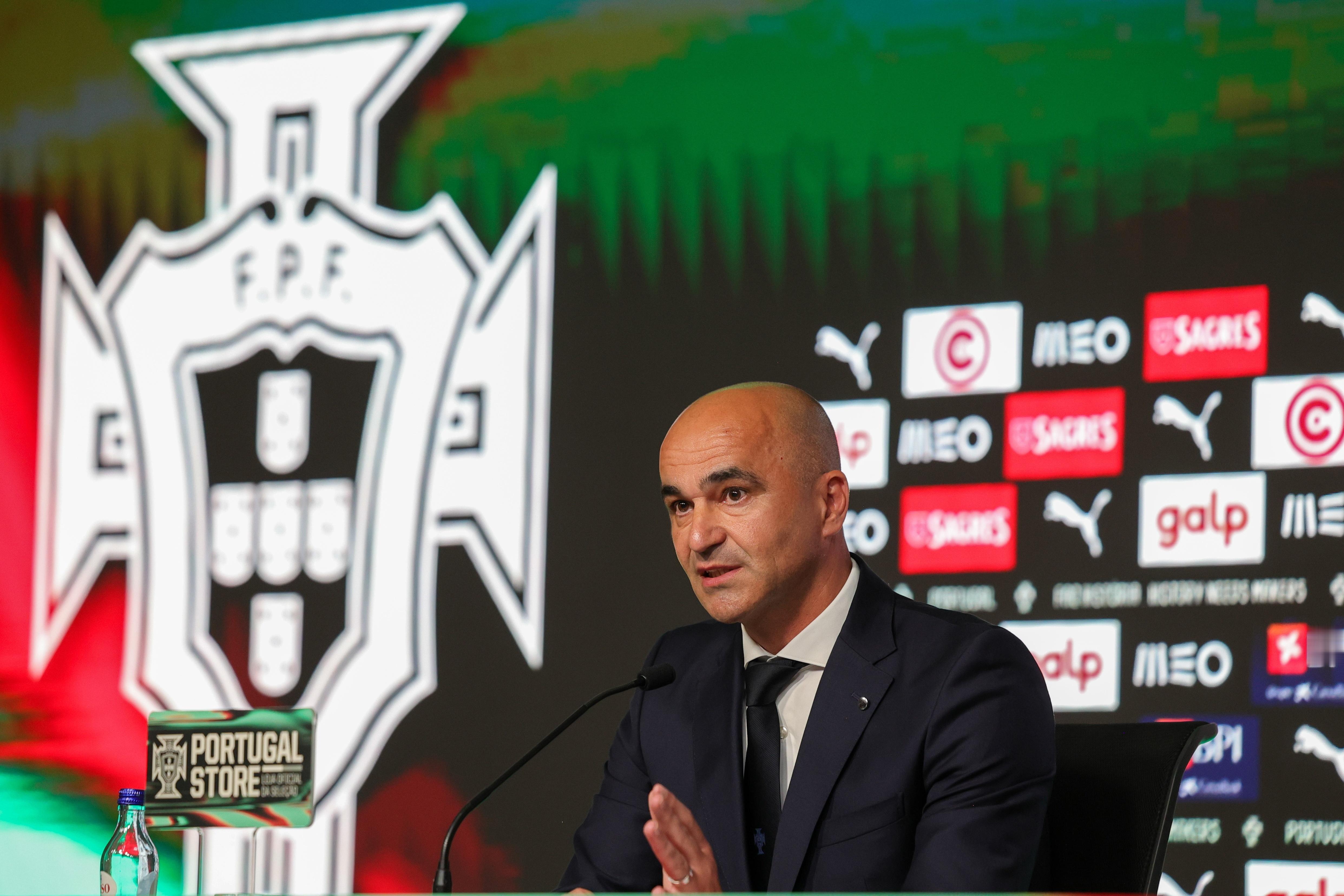 【倒地要点球的会是谁呢】葡萄牙主帅马丁内斯出席对阵亚美尼亚的赛前发布会被问到再次