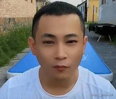丁一聊吴迪，那么大的账号早晚得回归直播变现！

             丁一聊