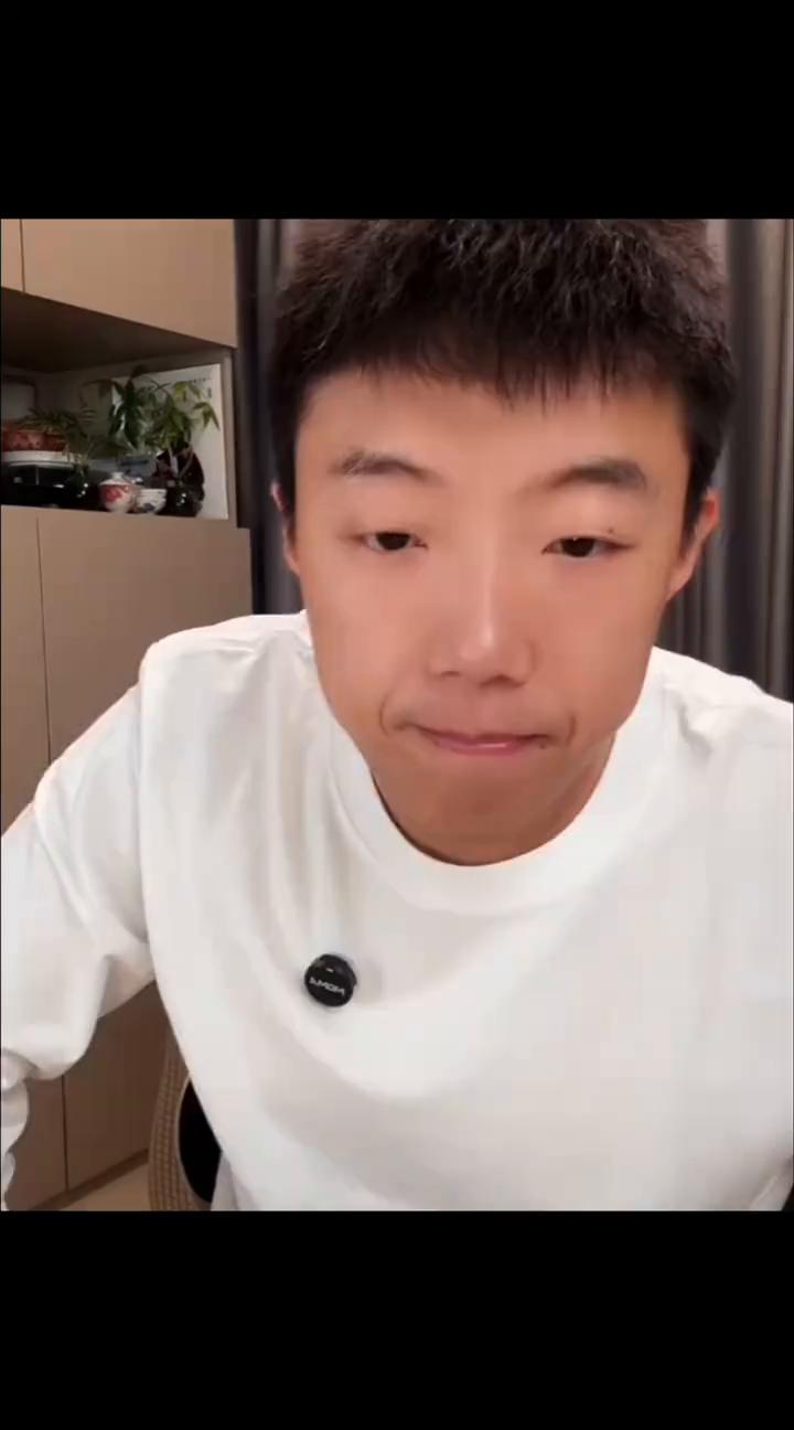 确实昨天对手没有什么失误，昨天对手基本上没有太多的无谓失误，包括看似都是搏杀，基