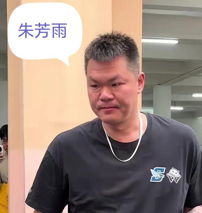 朱芳雨：CBA联盟第一总经理，俱乐部良性循环后成功交接引退！
        广