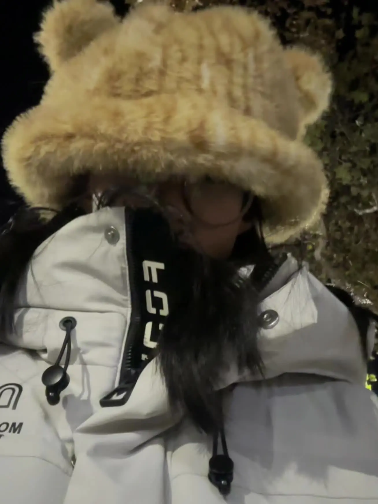 突然发现前女友在我手机里留下的照片  那时候她生气也好可爱 好后悔
