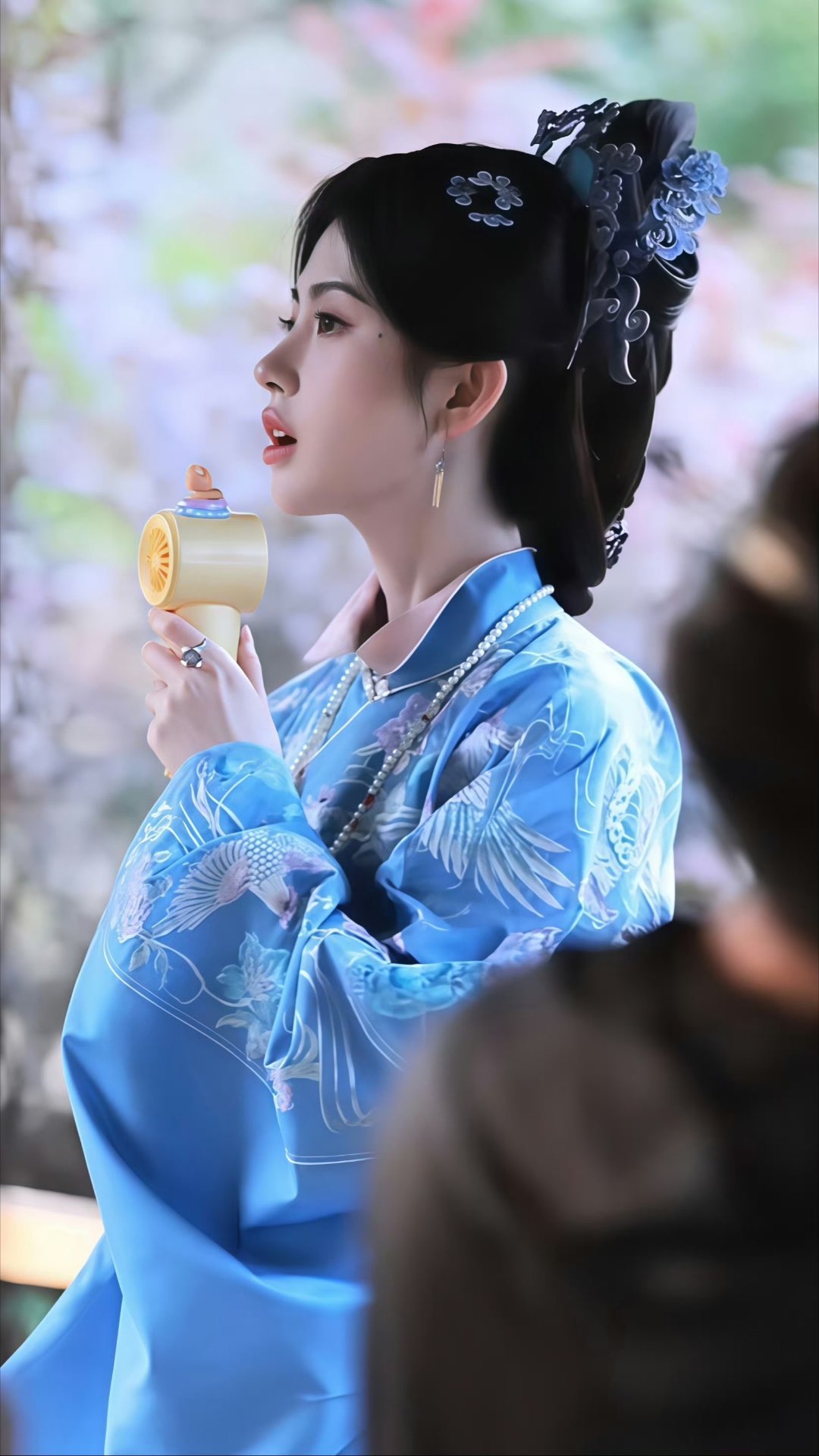 jjy鞠婧祎苏绿夏jjy鞠婧祎万花世界愿你看遍世间繁华心中无所牵挂