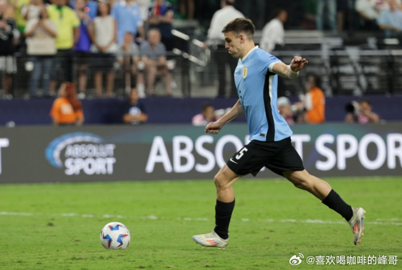 本周六，乌拉圭将与英格兰进行一场友谊赛，乌加特在接受AUFTV采访时谈到了本场比