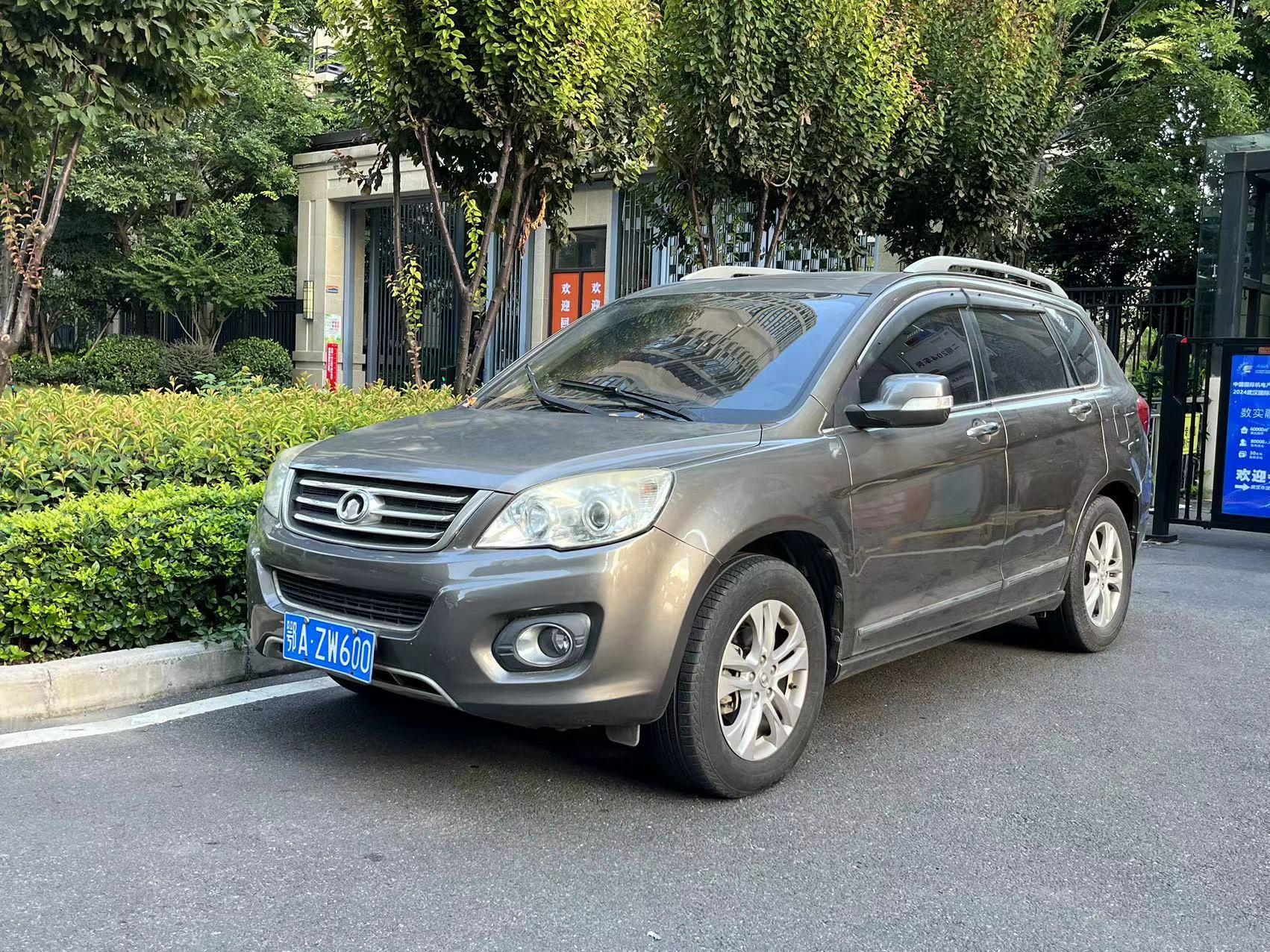 看了一台朋友的2012-12 哈弗神车H6手动 1.5 T 12年了，只跑了5万