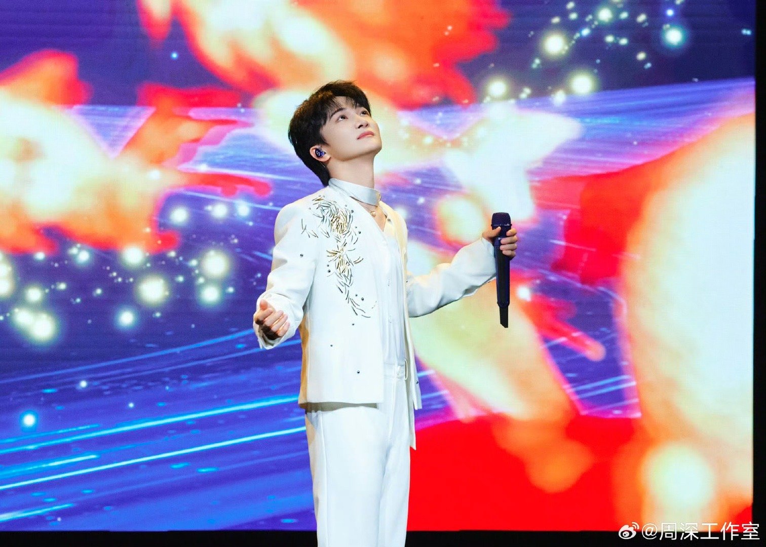 周深梦见你好听 强烈建议演唱会上桌！！！ 