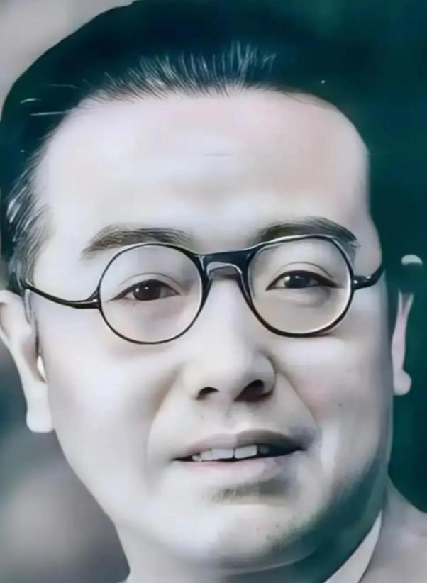 大庆油田的发现者谢家荣，吞下整整一瓶安眠药，在睡梦中离开了人世。第二天，妻子吴镜
