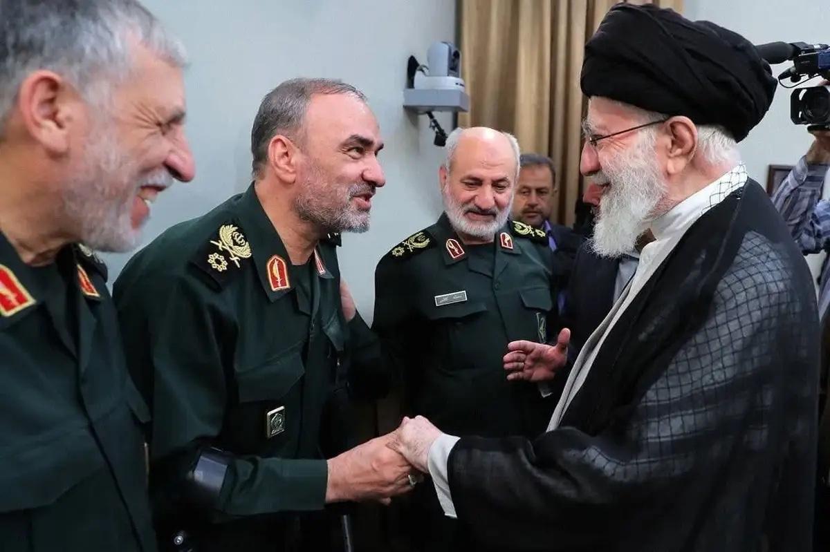 伊朗首轮反击打响！导弹直扑以色列
为何不敢碰美军？真相太现实

伊朗对以色列发起