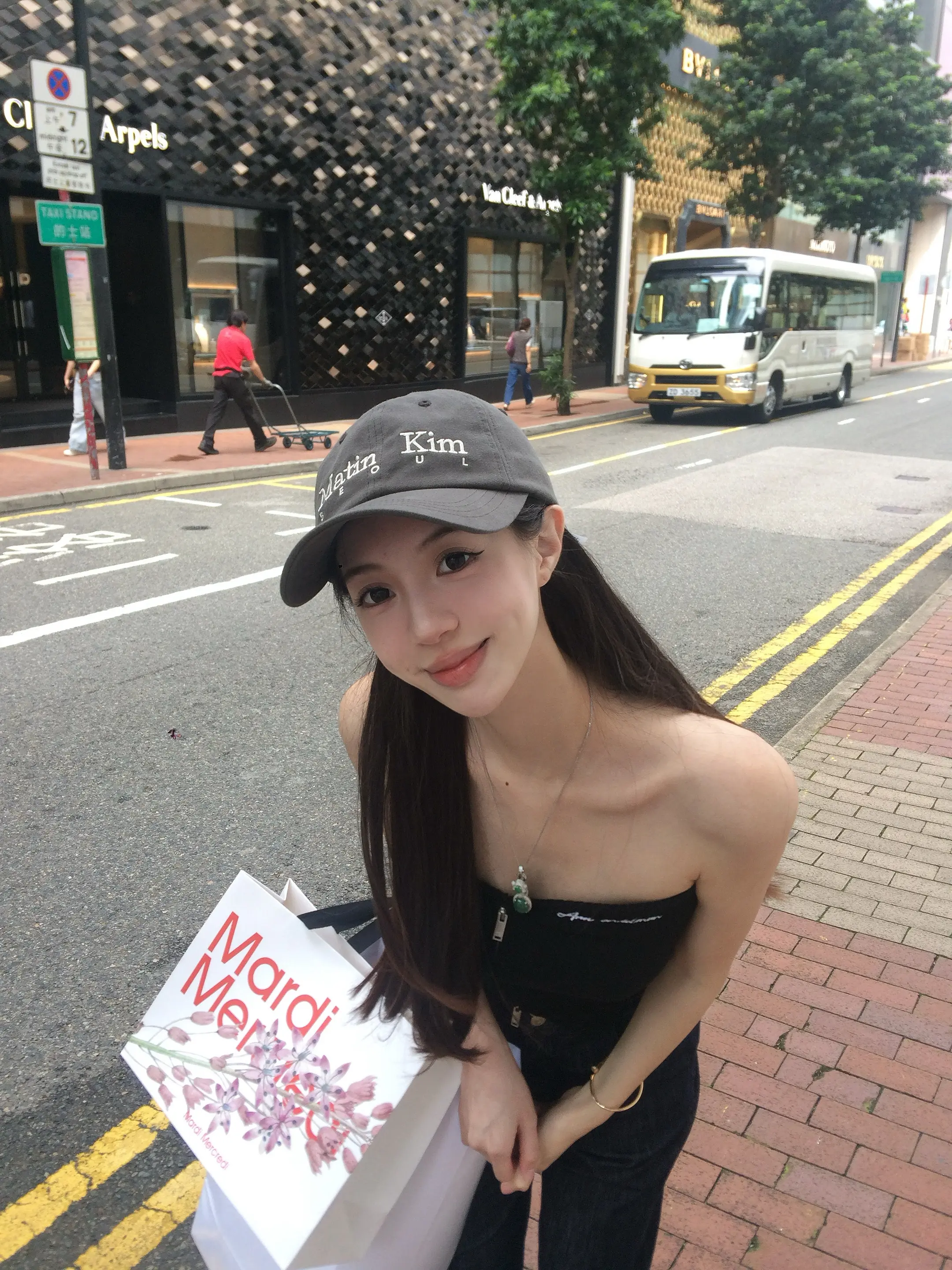 什么叫做我不要再闹了？我还没开始闹啊。