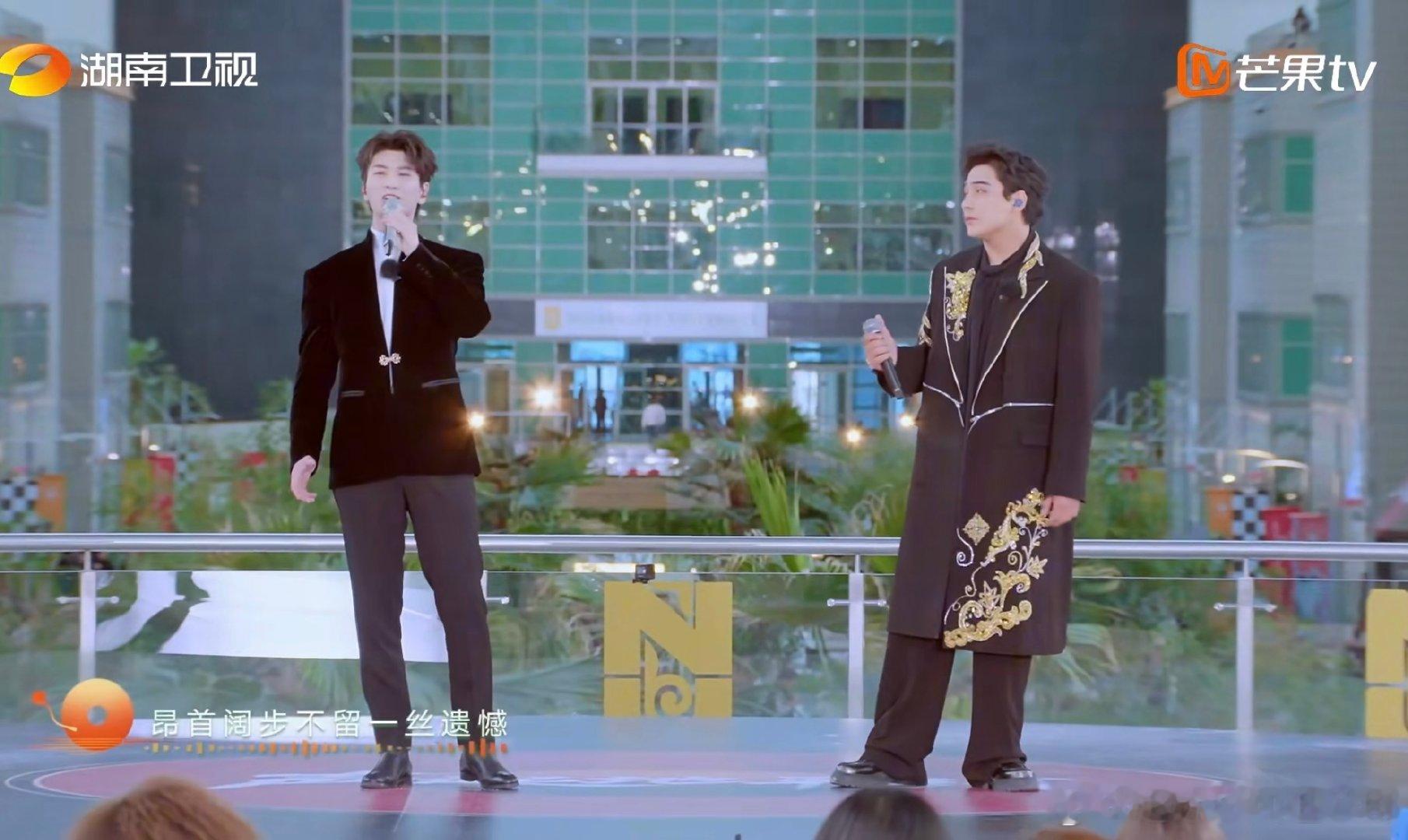 中哈歌手合唱我期待声起地平线被努尔扎斯的中文发音狠狠惊艳到了 