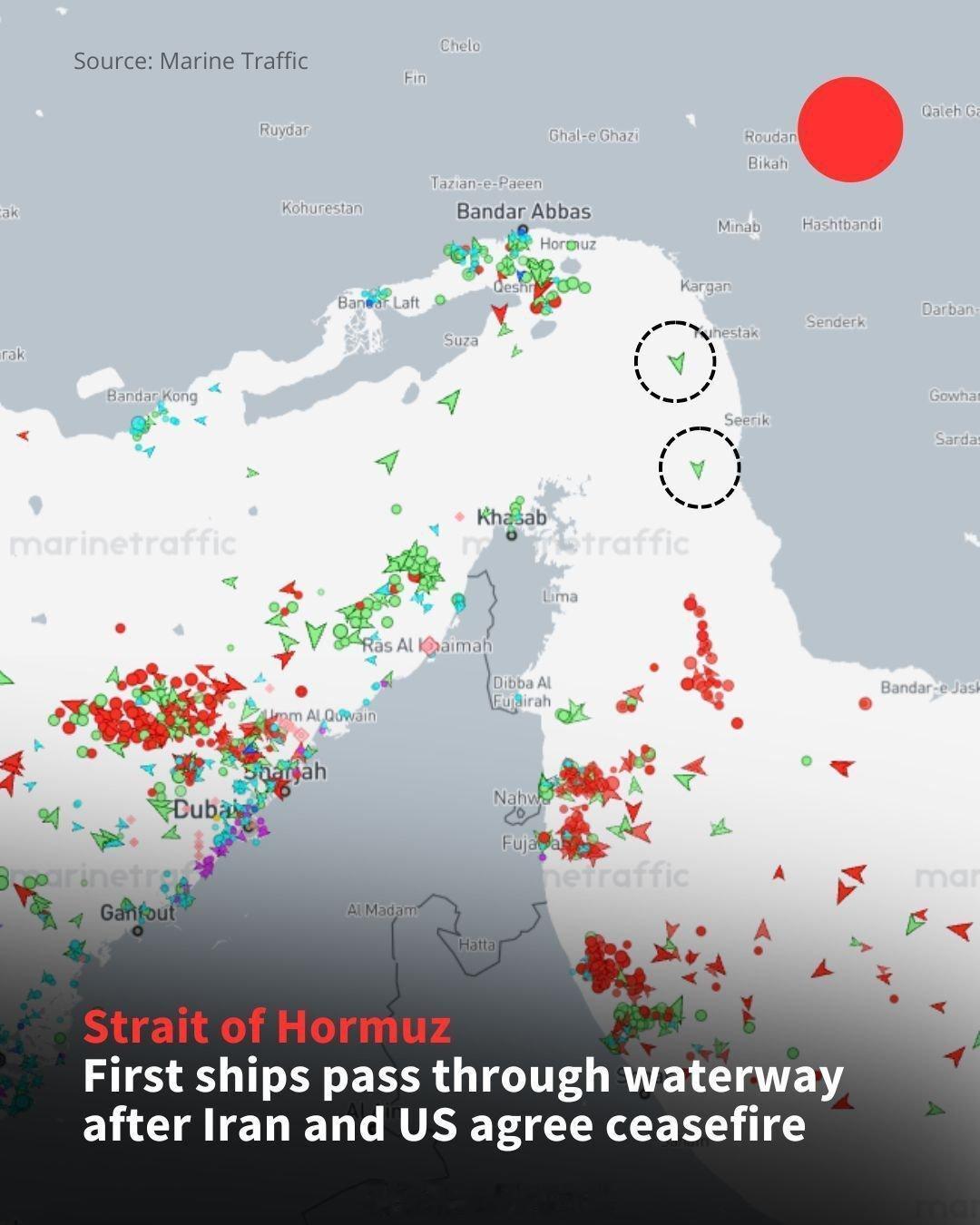 美伊停火后首批船只通过霍尔木兹 据海事监测机构 MarineTraffic 表示