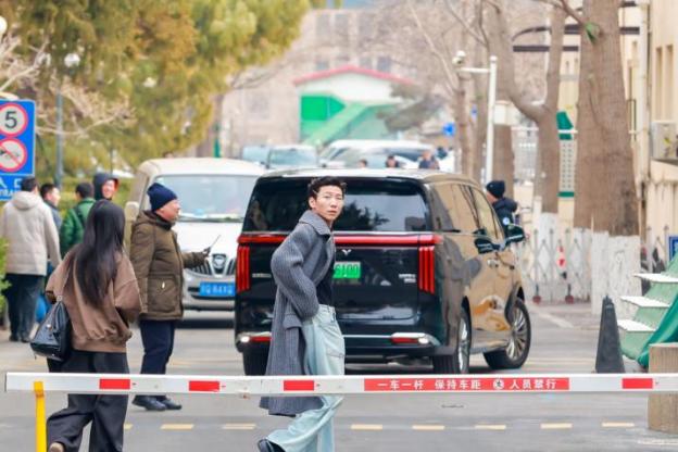 央视春晚二次彩排1月25日继续，魏牌高山这