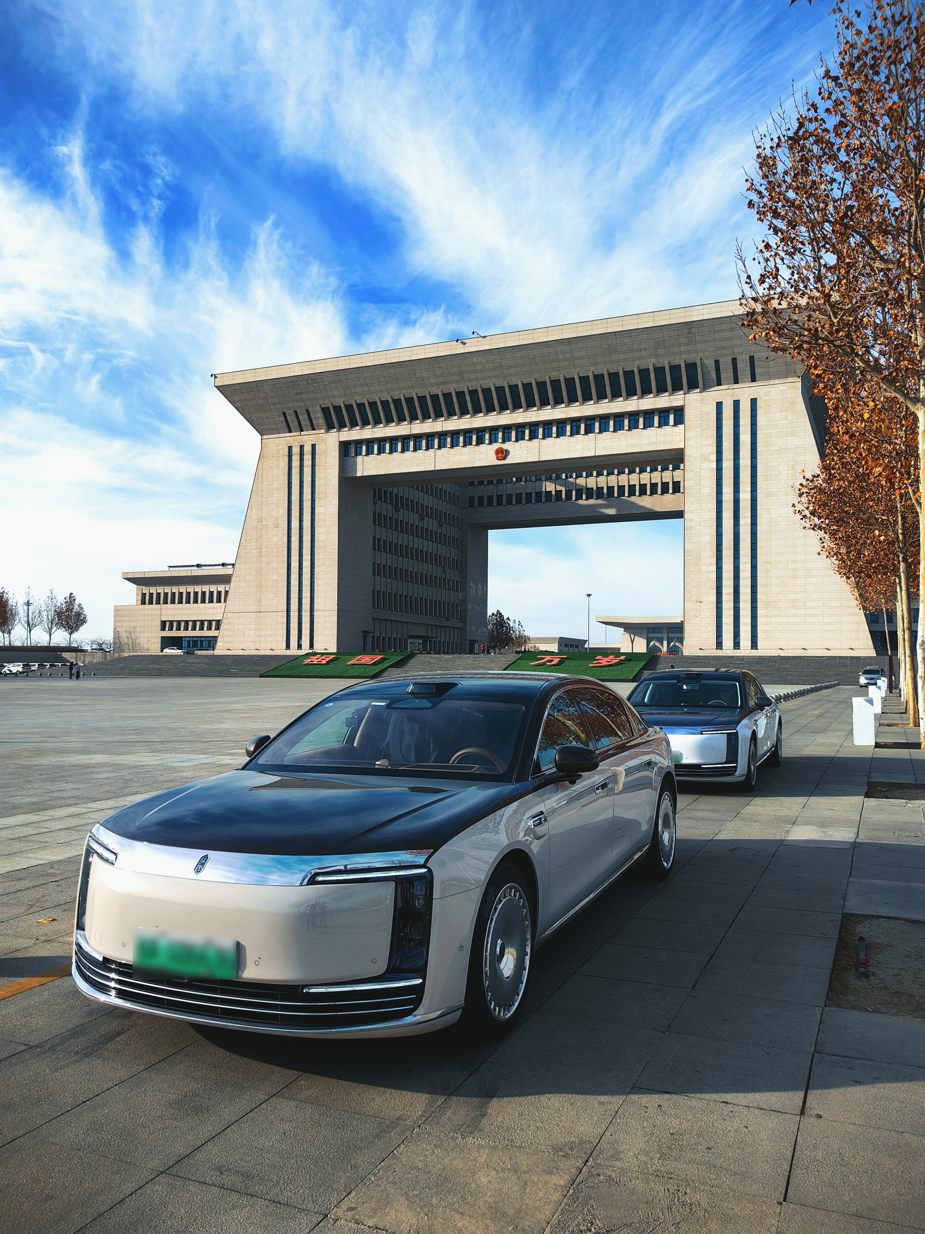 尊界12000公里穿越亚欧十国 说实话，刚看到尊界S800这趟从北京一路开到摩纳