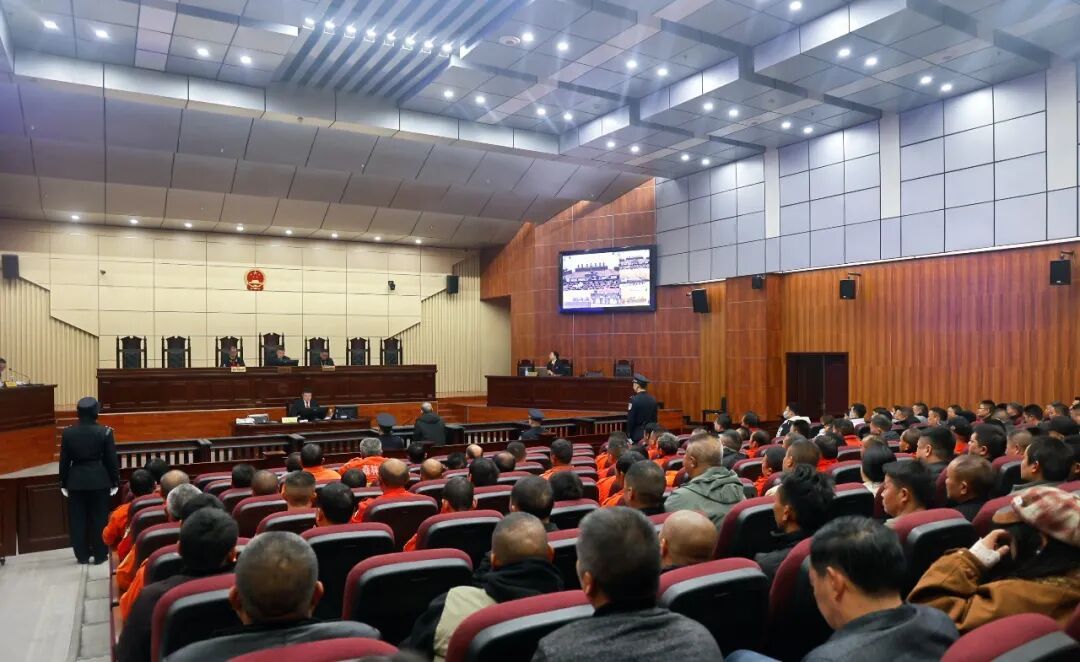 【#75岁男子因生活琐事心生不满放火烧山# ，被判刑11年】#75岁男子因生活琐