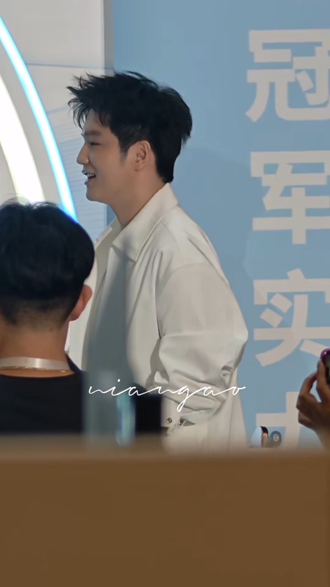 樊振东适乐肤品牌代言人 侧脸无敌 骨相太优越了©️-辣炒年糕 