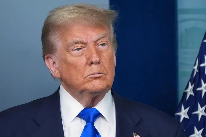 特朗普称乌克兰局势久拖不决系基辅立场所致
美国总统指出，俄罗斯总统弗拉基米尔·普