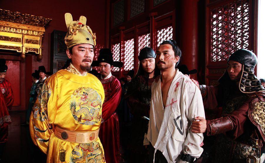 1380 年，朱元璋突然闯进御史韩宜可家，推门瞬间气得发抖！眼前家徒四壁，孩子穿