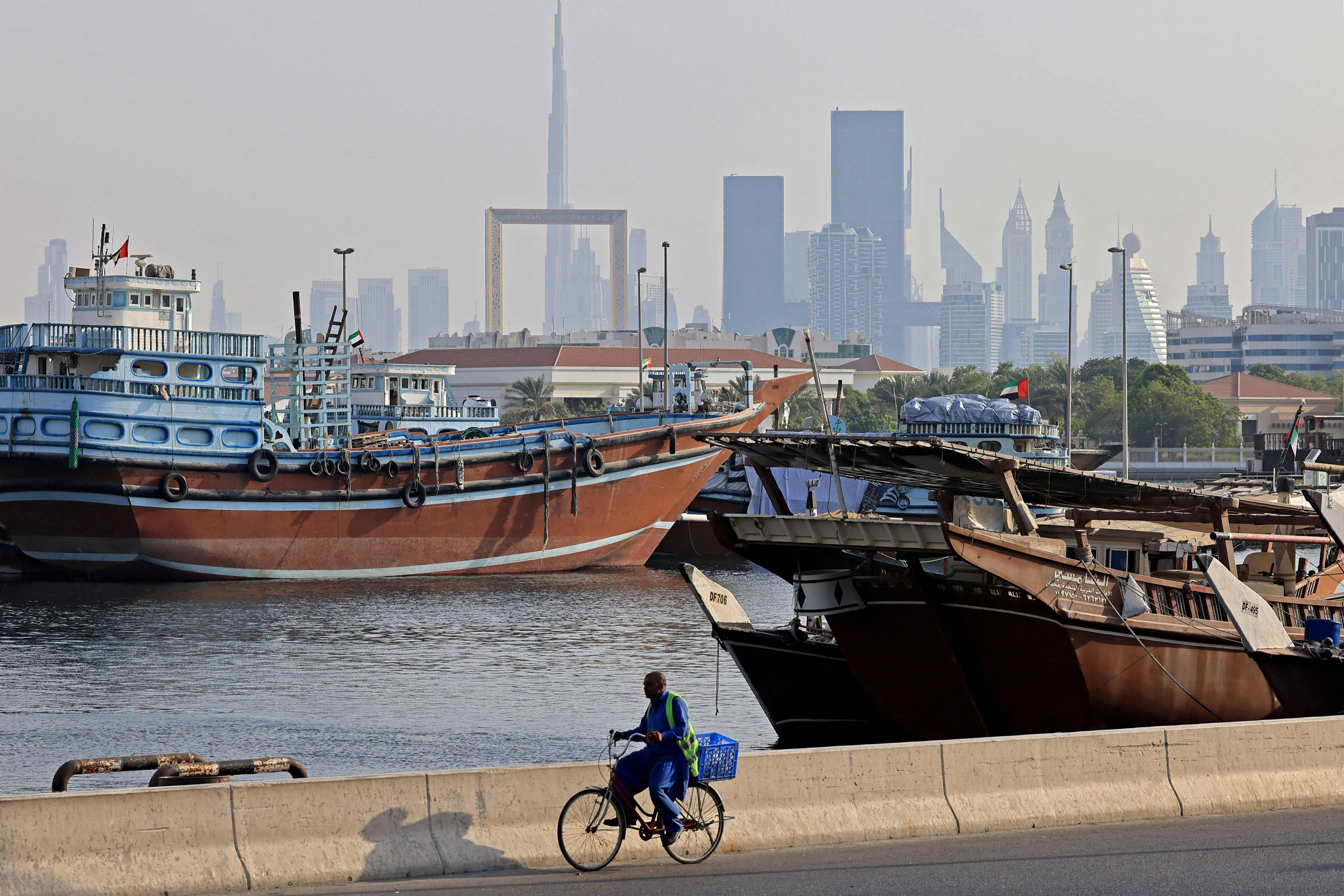 【俄媒：海湾国家美国梦的终结】#海湾国家美国梦终结了# 据俄罗斯《生意人报》网站