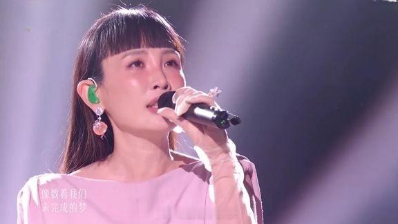 歌手2026这期魏如萱直接给我听emo住了，谁能想到她选了王源的《雪崩》！听完我