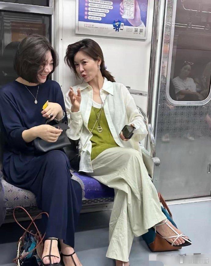 正当年的阿姨到底有多迷人 ​​​