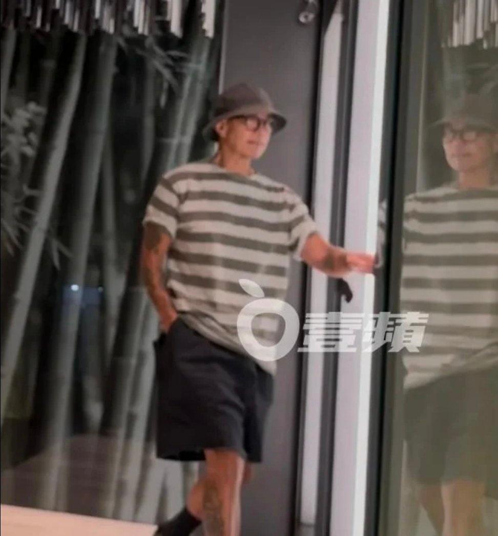 具俊晔与S妈黄春梅、小S一家及大姐徐熙娴一家聚餐，打破争遗产传言。之前所谓“要上