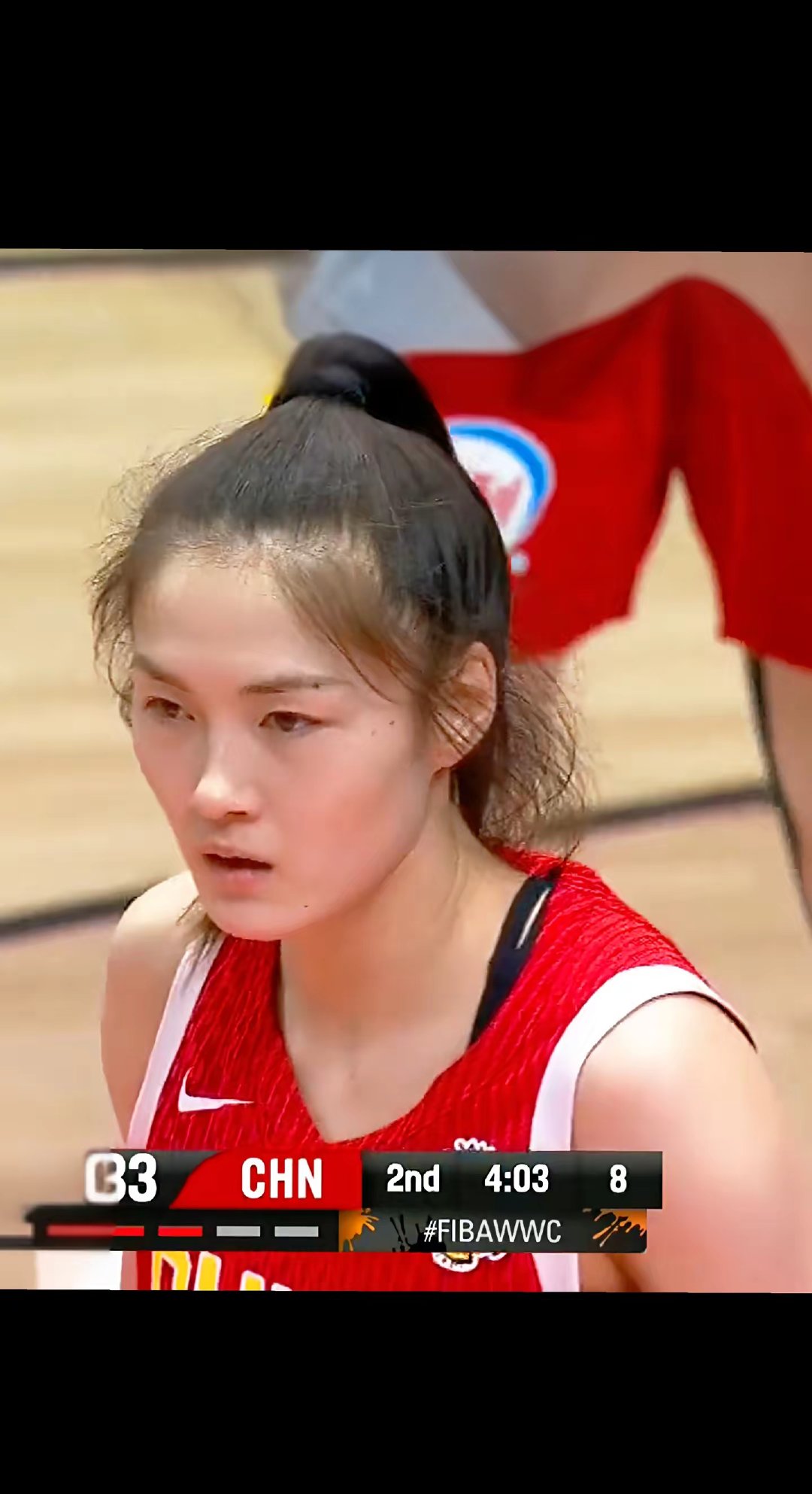 恭喜中国女篮战胜波多黎各。罗欣域嘴角被打出血，依然稳稳命中关键三分，全员拼搏，熬
