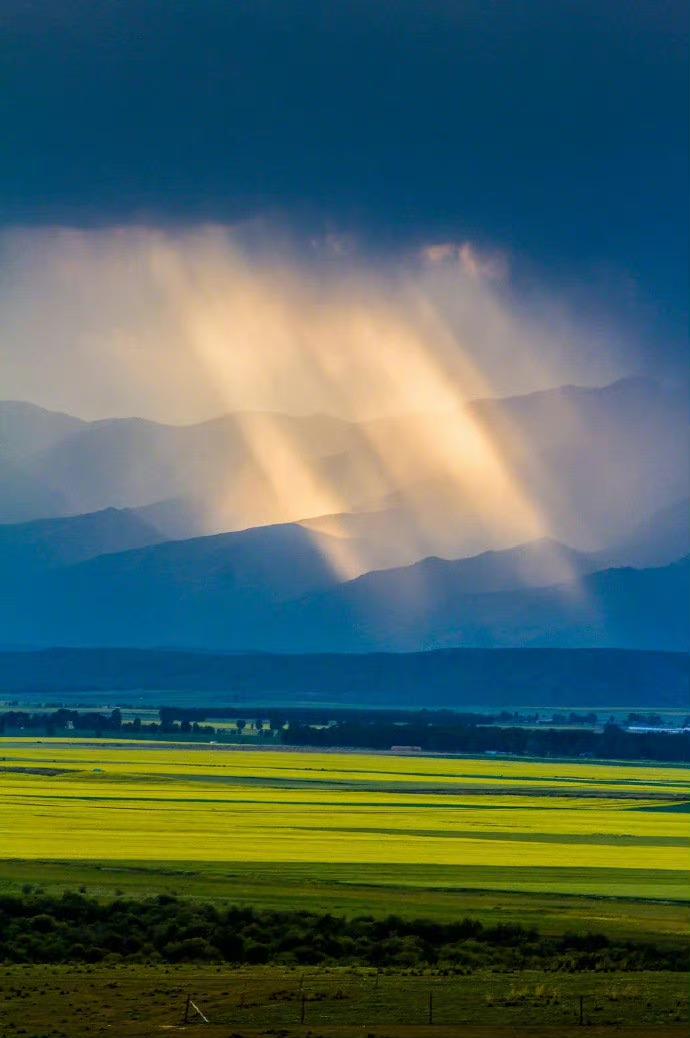 为什么胡塞武装的头目很难抓得到？而马杜罗用一个小时就抓到了，这是值得每个人去深思