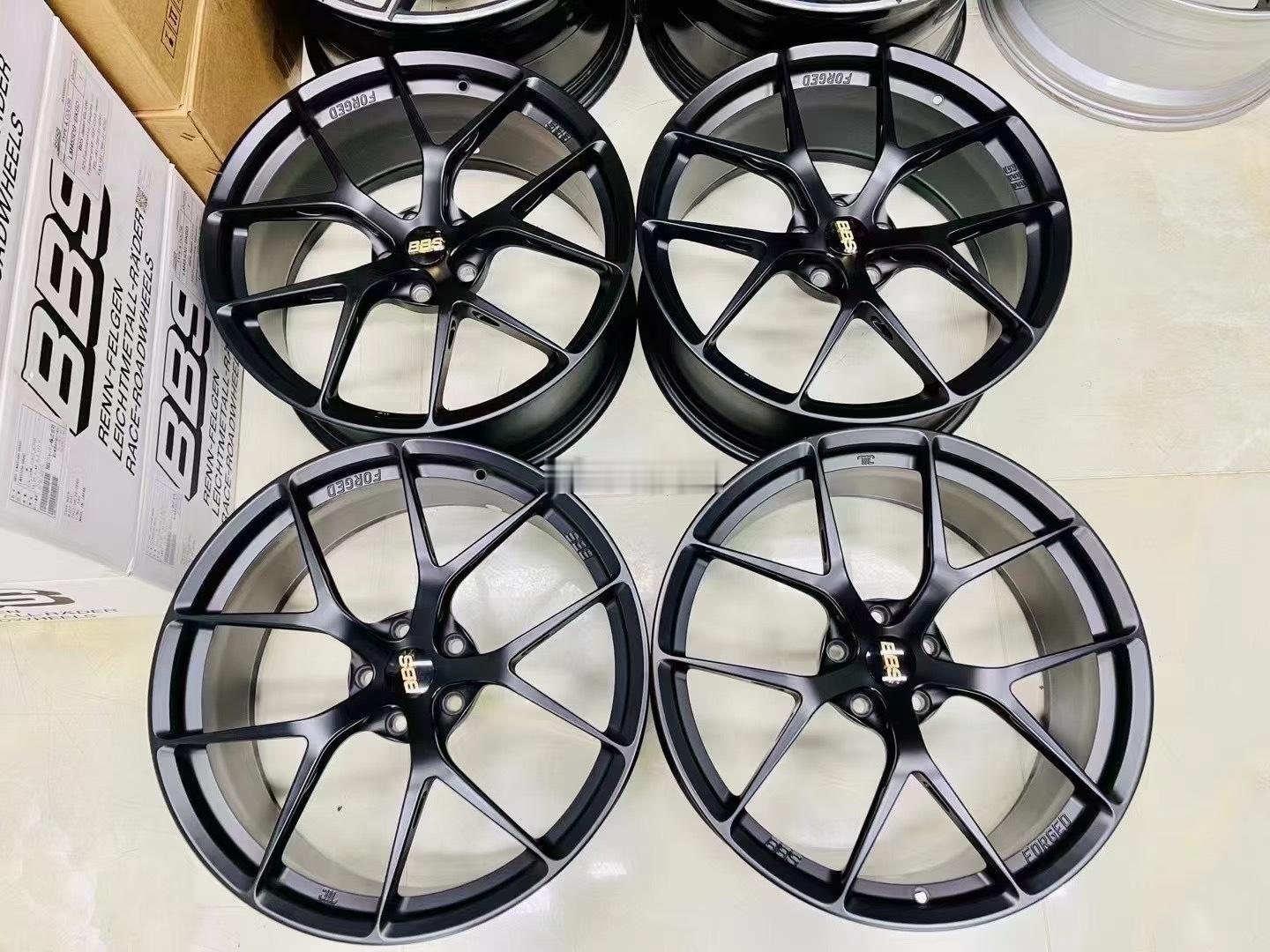 心情件：日本🇯🇵BBS FIR 镂空锻造 数据 ：20寸9.5J ET25 
