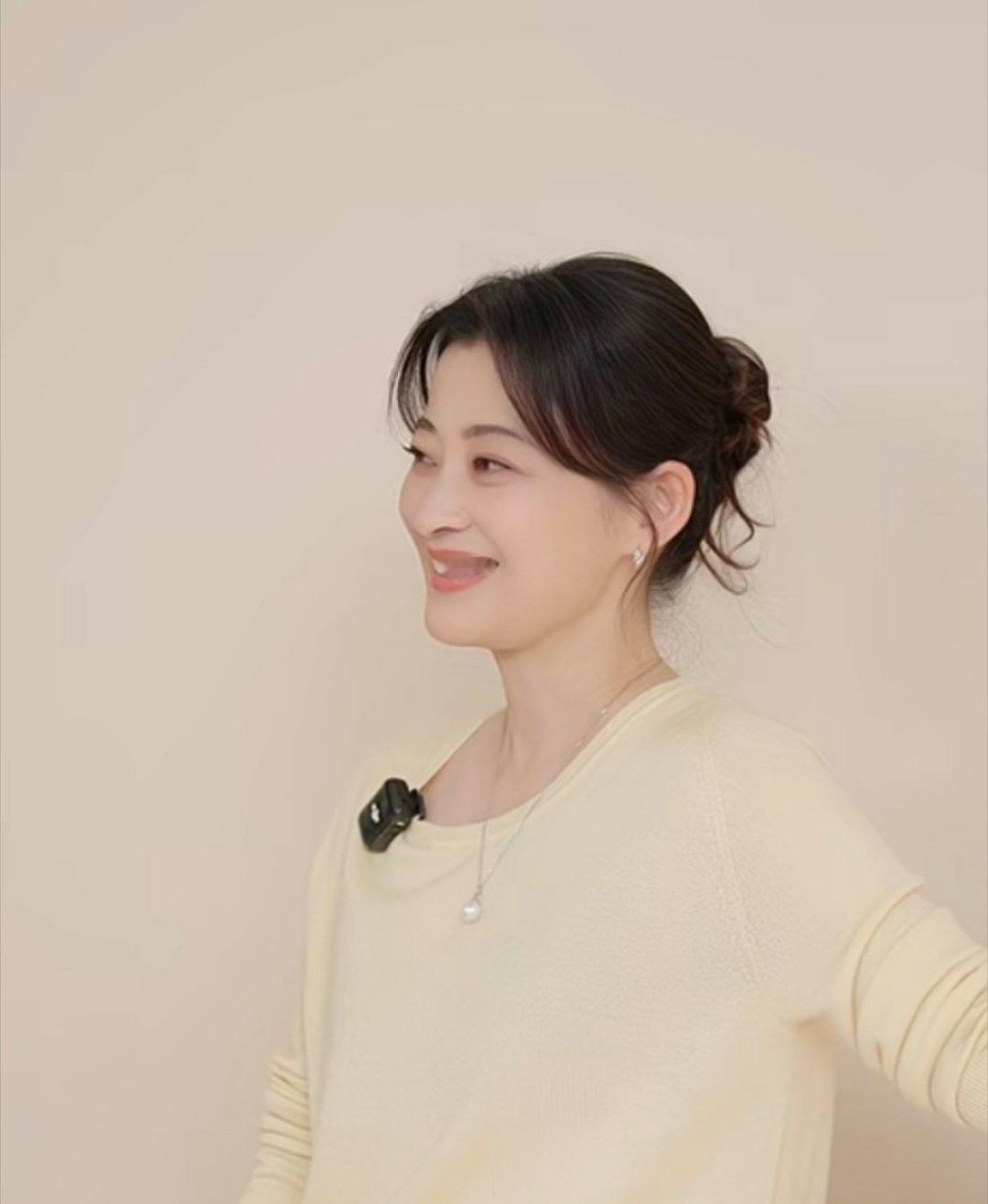 srds这张小梅还是蛮漂亮的… ​​​