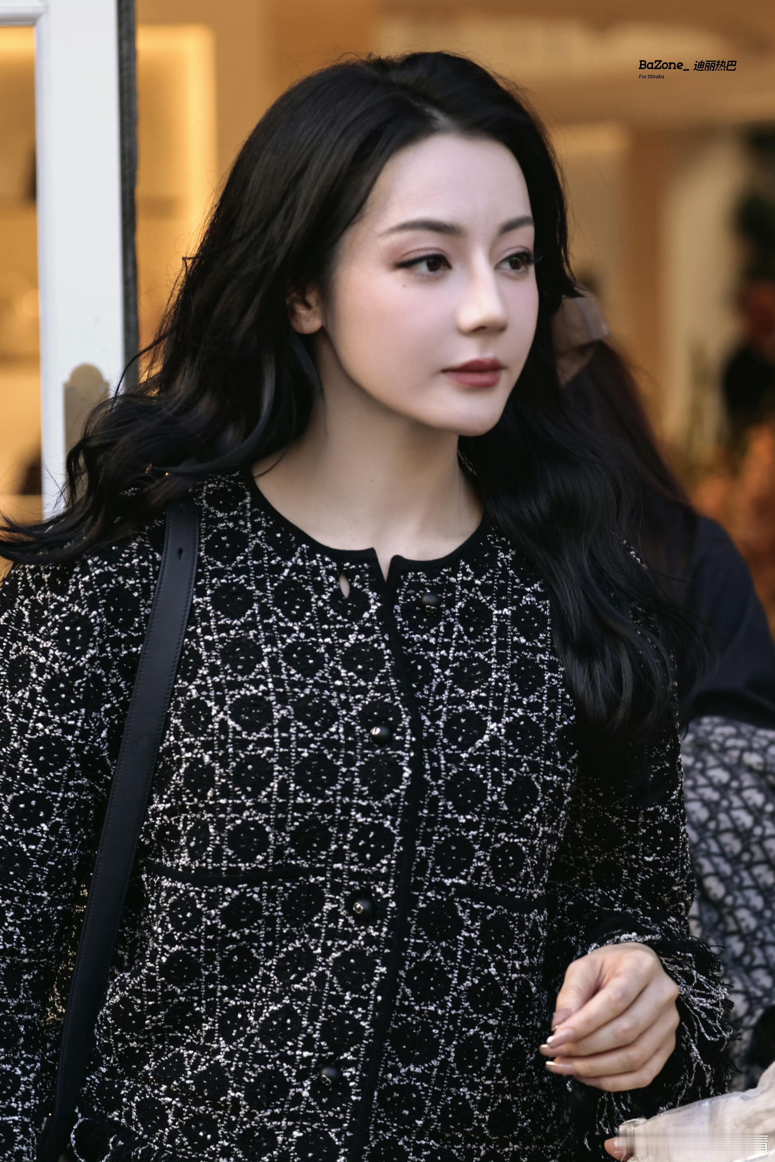 爱丽丝发的，脸上饱满了 ​​​