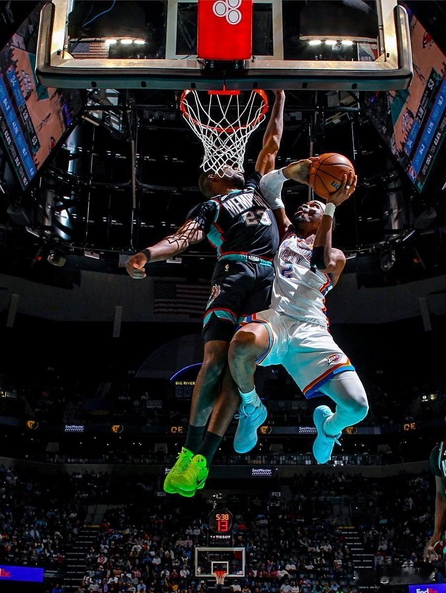 捍卫西部第一！雷霆114：100拿下灰熊，看看球员数据，谁是赢球功臣？！

1、