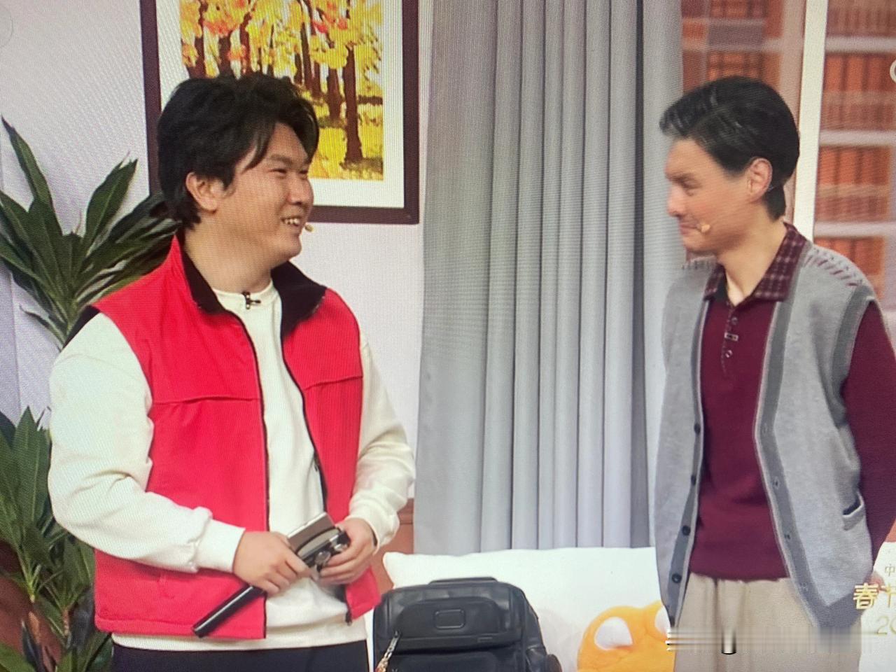 《开不了口》这个小品不是在《一年一度喜剧人大赛》里演过了吗？