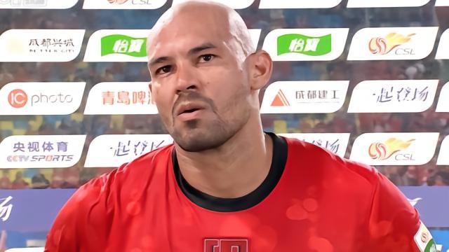 中超联赛第18轮，成都蓉城主场1-1战平重庆铜梁龙，赛后，为球队打入一球的外援费