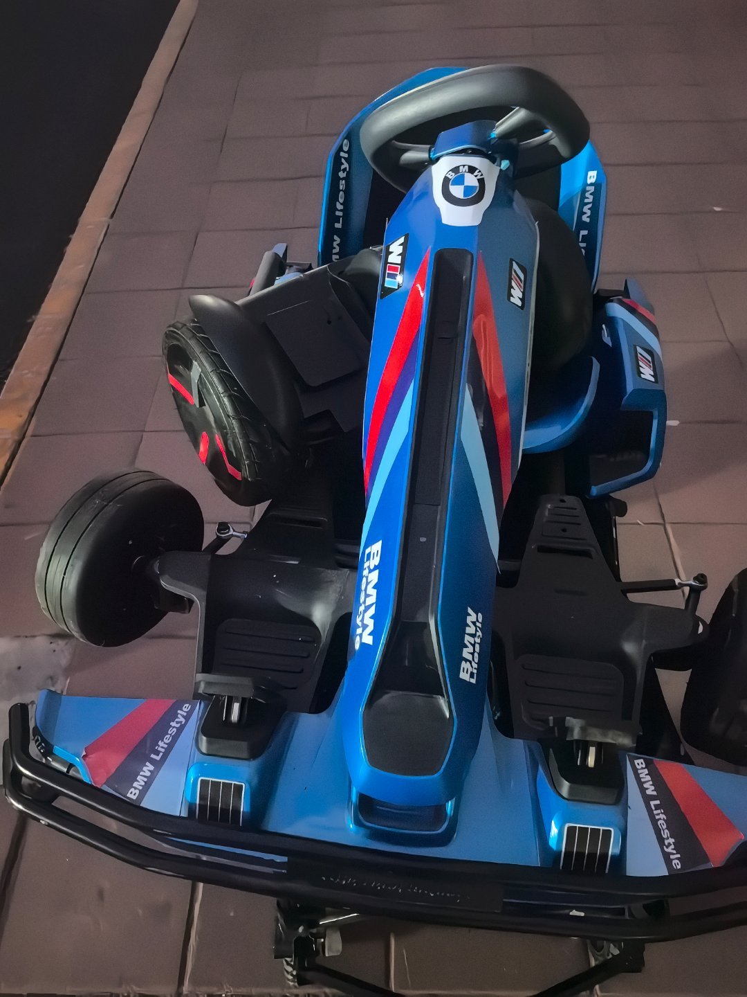 烧不起油，就去开开电车吧 