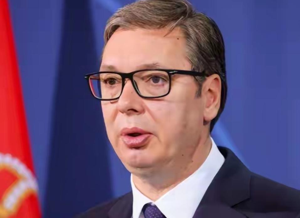 塞尔维亚总统武契奇强硬表态！

欧盟想让塞尔维亚加入，居然开了俩特别过分的条件！