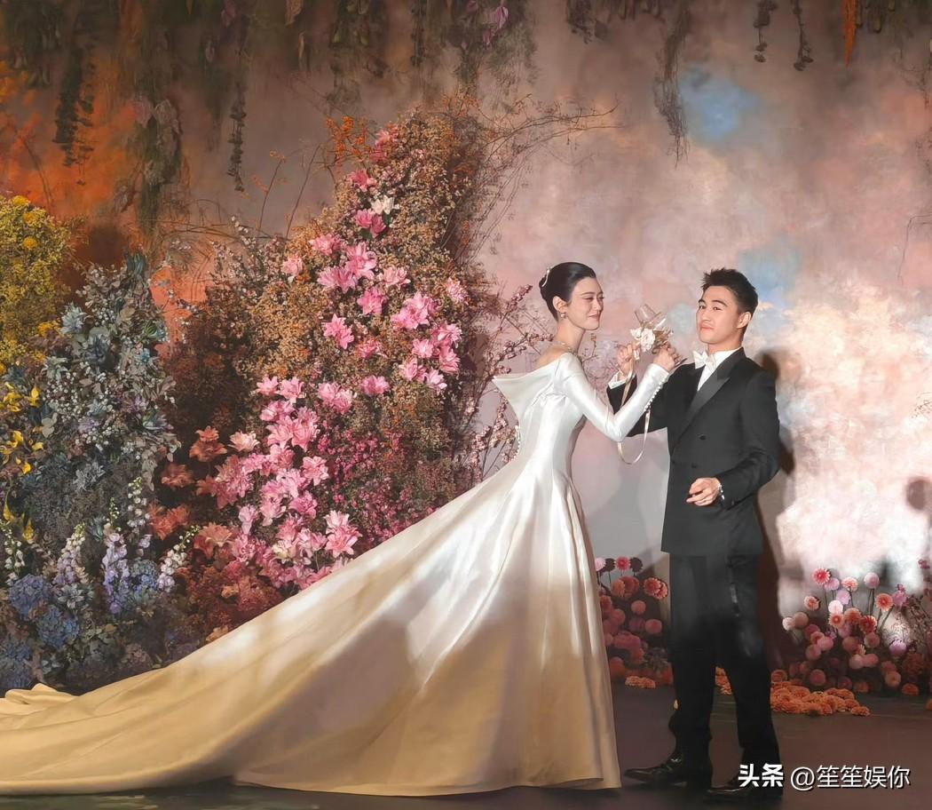 奚梦瑶着实不容易。号称豪门婚礼，现场布置还比不上不少普通人的婚宴。身上那件不合身