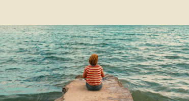 你自己都没活明白，少给别人人生建议。 ​ ​​​人生感悟人生 ​​​