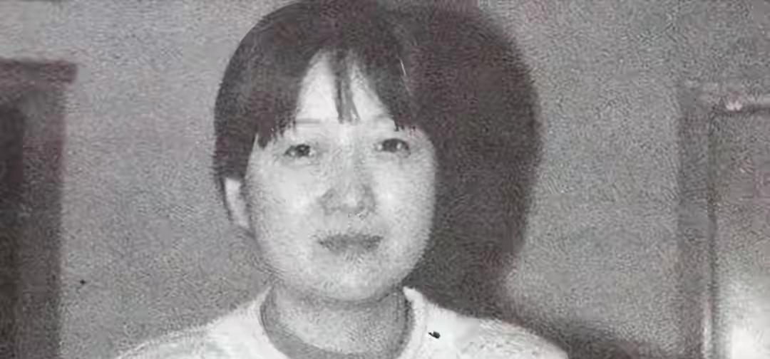挤走宋丹丹上位，嫁给英达27年，北大才女梁欢的“报应”来了？
 
文|屿骰
 