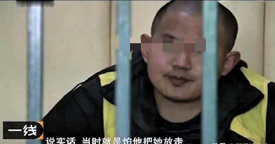 案件实录：女孩遭持枪歹徒控制，主动与其发生关系，感动歹徒被释放
 
2012年内