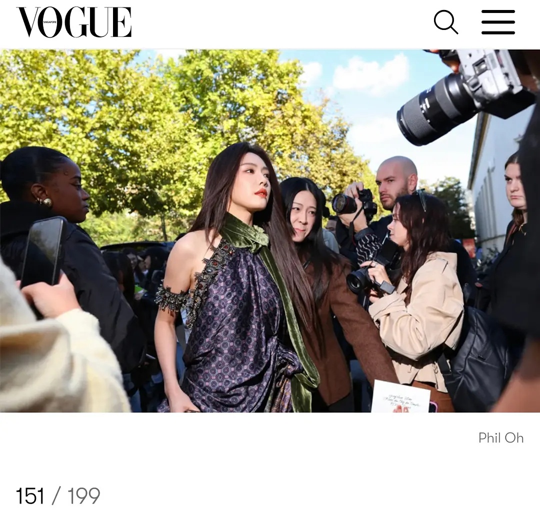 蔡文静也入选Vogue母刊官网最佳街拍合辑了 ​​​