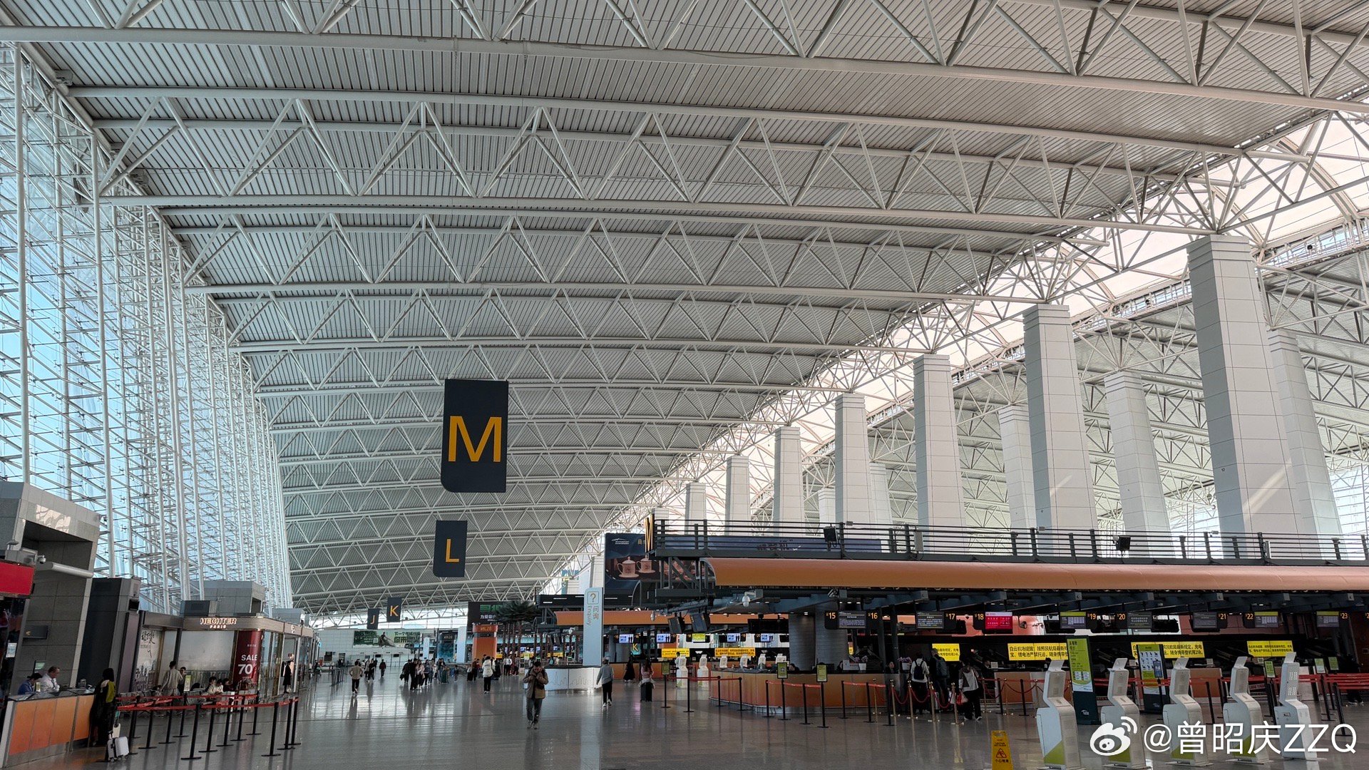 真的再见啦，白云T1，让我们记住你这一刻的模样。 