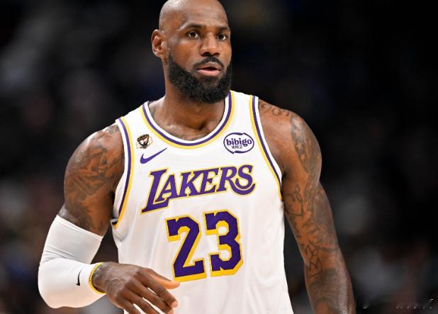 2月23日讯 今日，湖人89-111主场不敌凯尔特人。赛后，湖人球星詹姆斯接受了