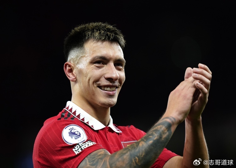 利桑德罗马丁内斯曼联英超揭幕战季前赛卡里克🔴利马预计曼联爱尔兰行后归队！全力备