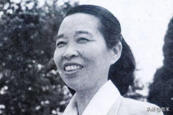 她是为数不多的走完长征的女红军，去世后3位开国上将为其扶灵

我们知道，两万五千