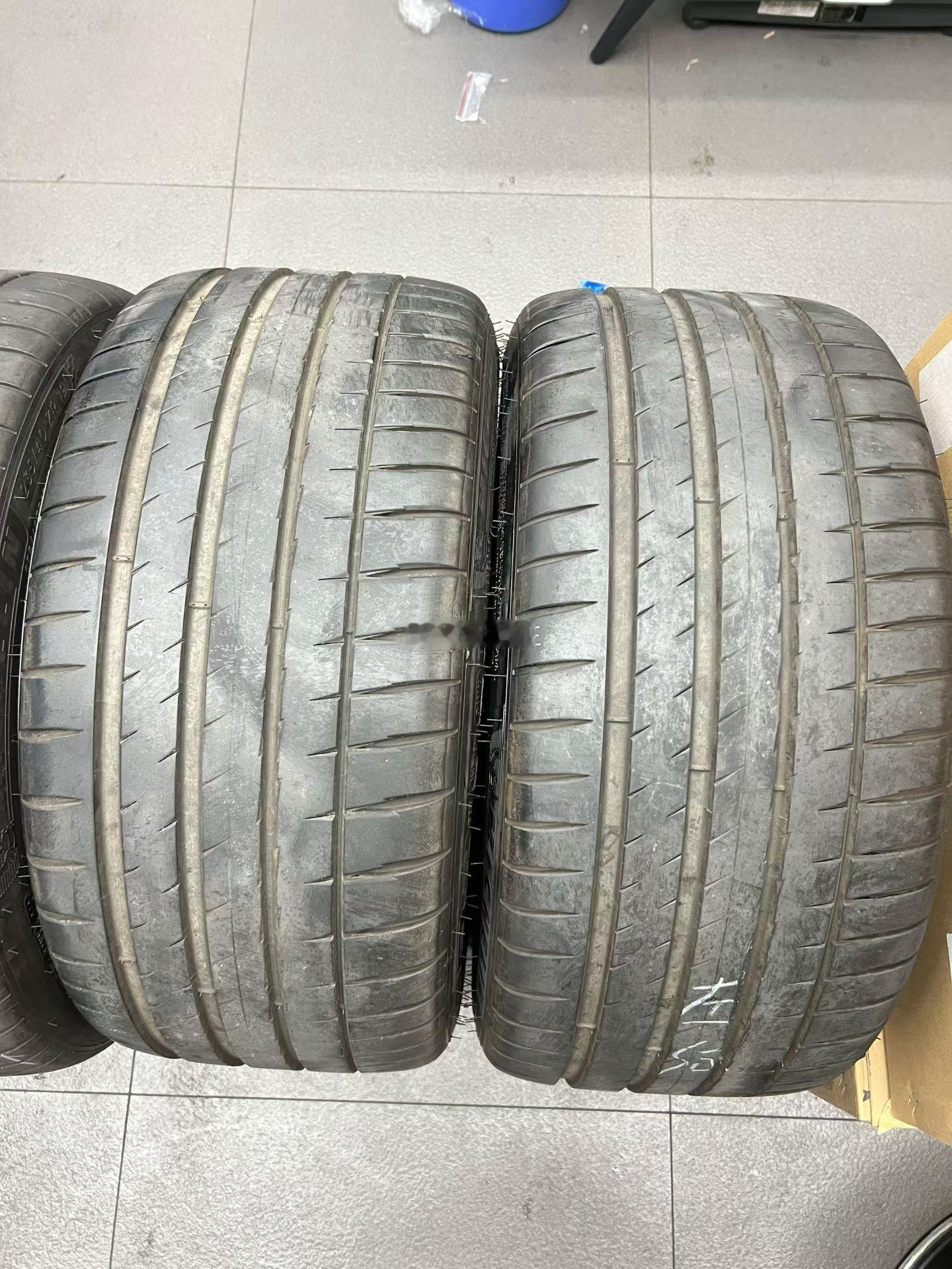 好货拆下，无补无刮伤🛞 进口 米其林PS4S  🛞235 40 19 2️⃣